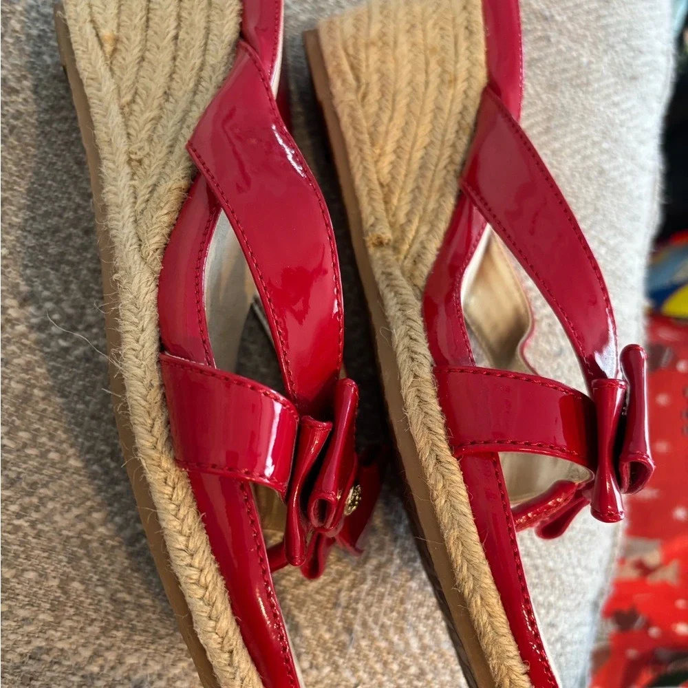 Anne Klein AKPOINTY Red‎ Patent Bow Espadrille Wedge Sandals Mens 9M